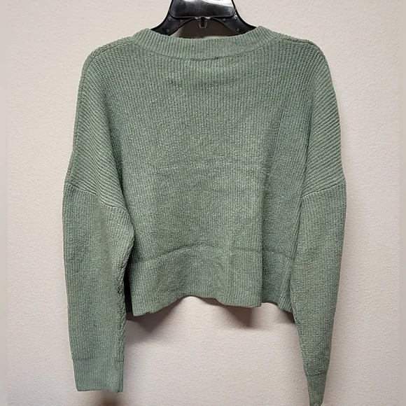 Good Luck Gem ribbing crop v-neck sweater Granite Green - Picture 2 of 4
